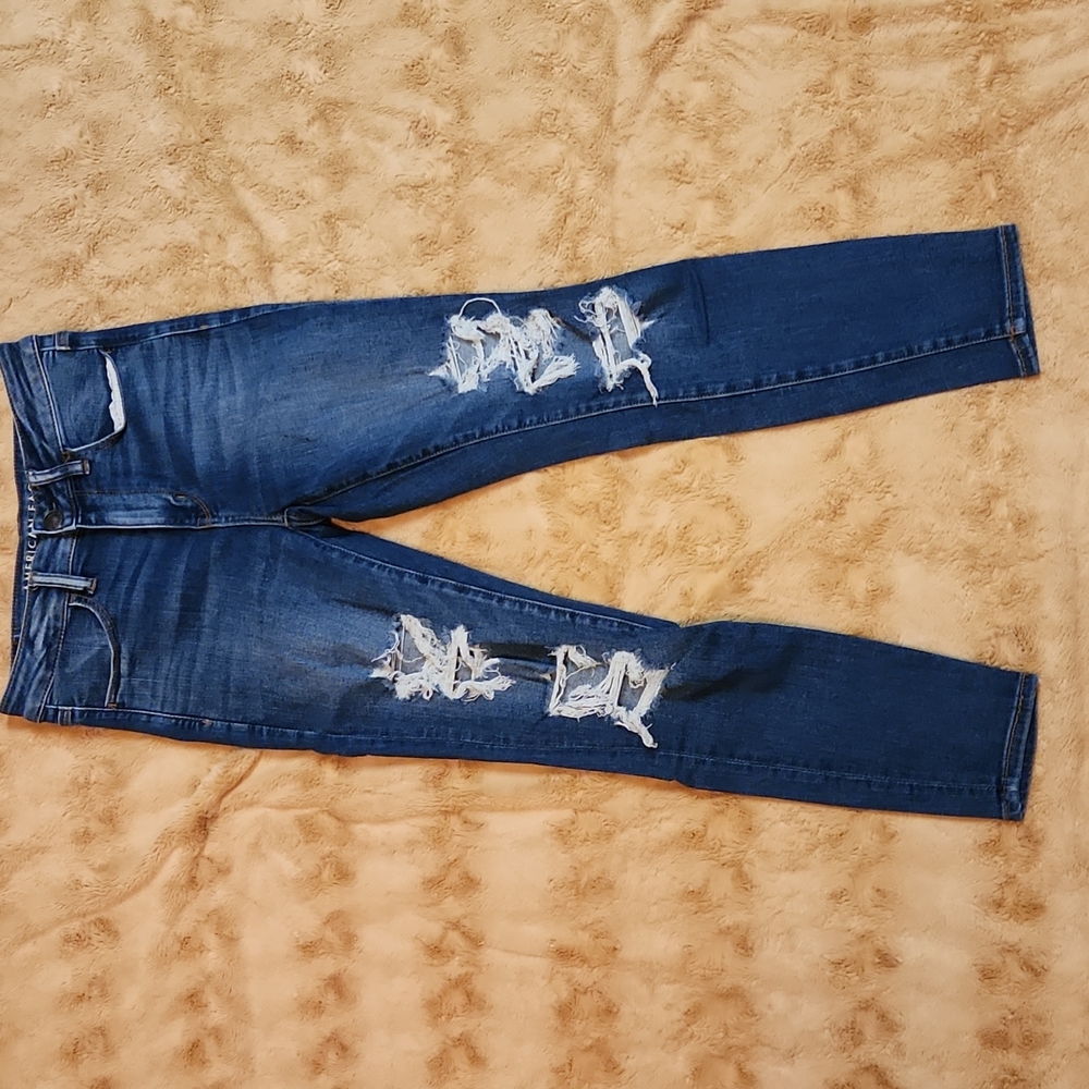 American Eagle distressed jeans